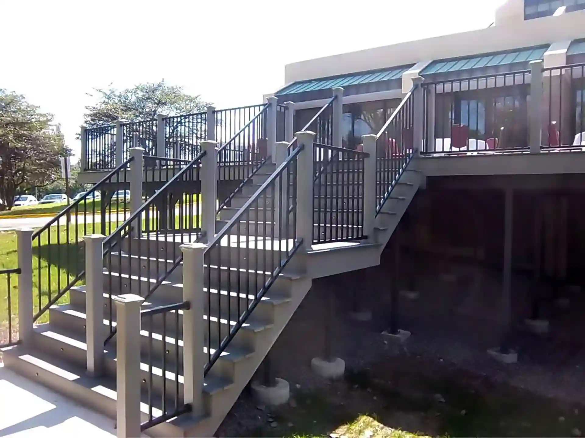 Composite Decking Contractor near me in Chicago's Suburbs 