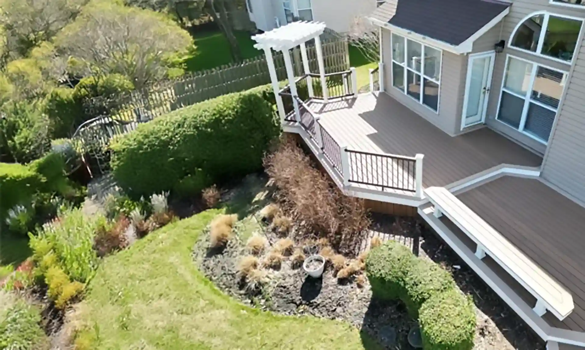 Deck remodeling and resurfacing contractors in chicago suburbs